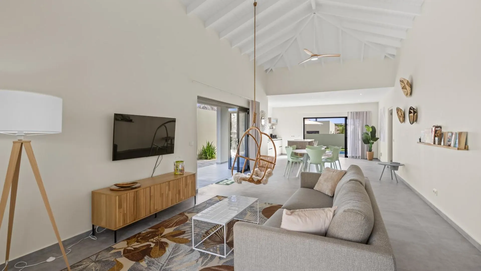 Villa Pura Vida Met Privezwembad, Mambo Beach Willemstad